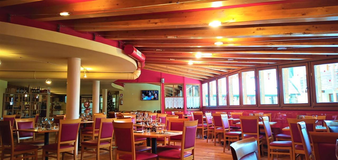 Nevesole Folgarida Resort Aparthotel Exteriör bild