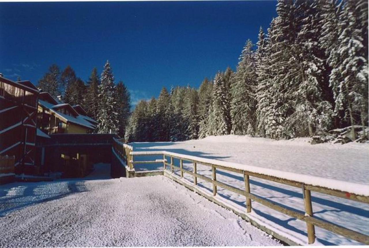 Nevesole Folgarida Resort Aparthotel Exteriör bild